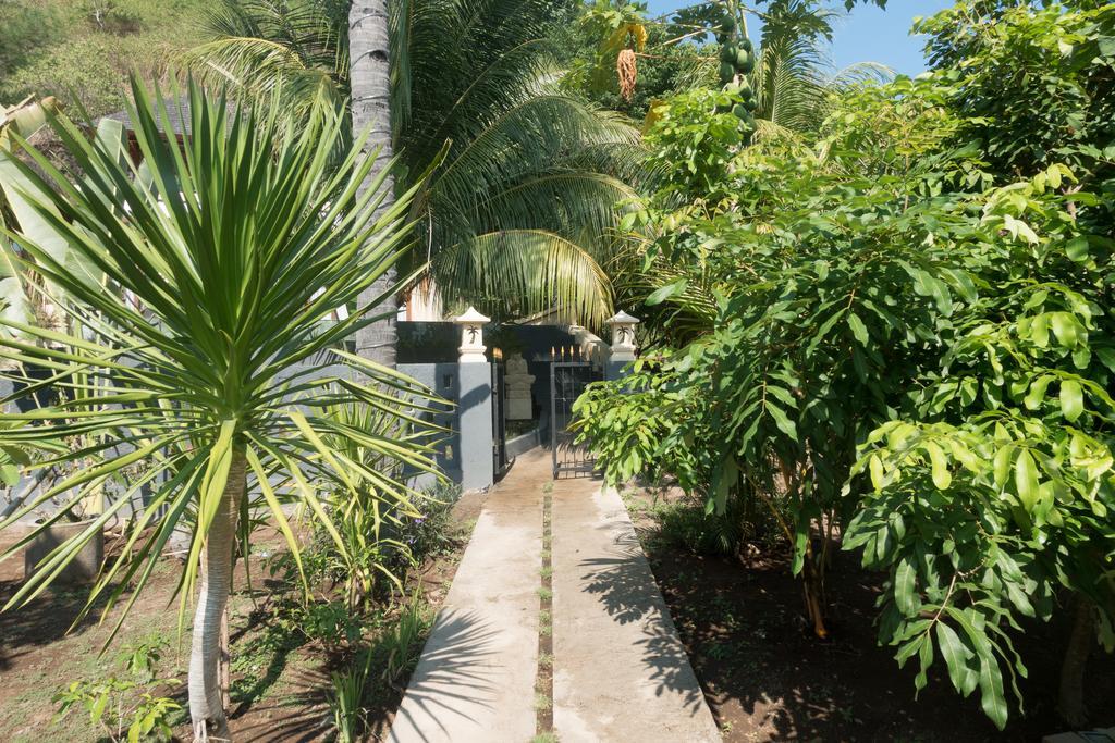 Nipah Villas Senggigi Bagian luar foto